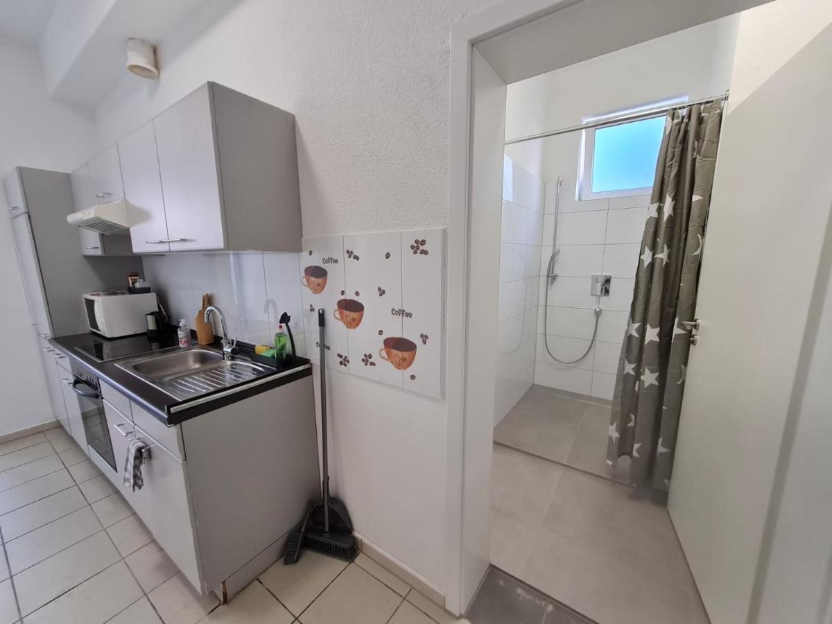 Pension Am Rathaus, 24H Check-In Mundelsheim Екстер'єр фото